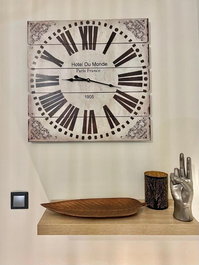 Apartment #coconut Apt By Halu! *